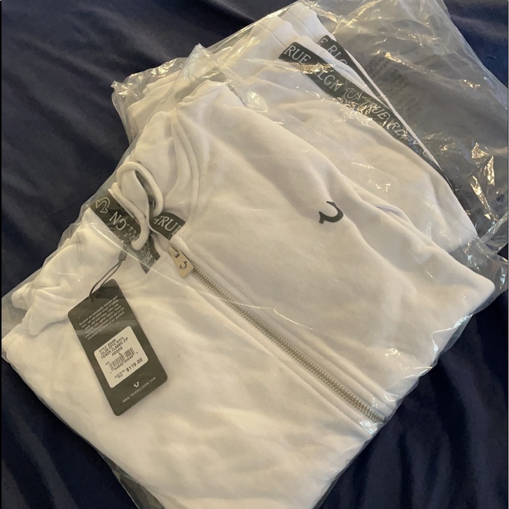 sweatsuit
